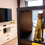 Apartment Figurin